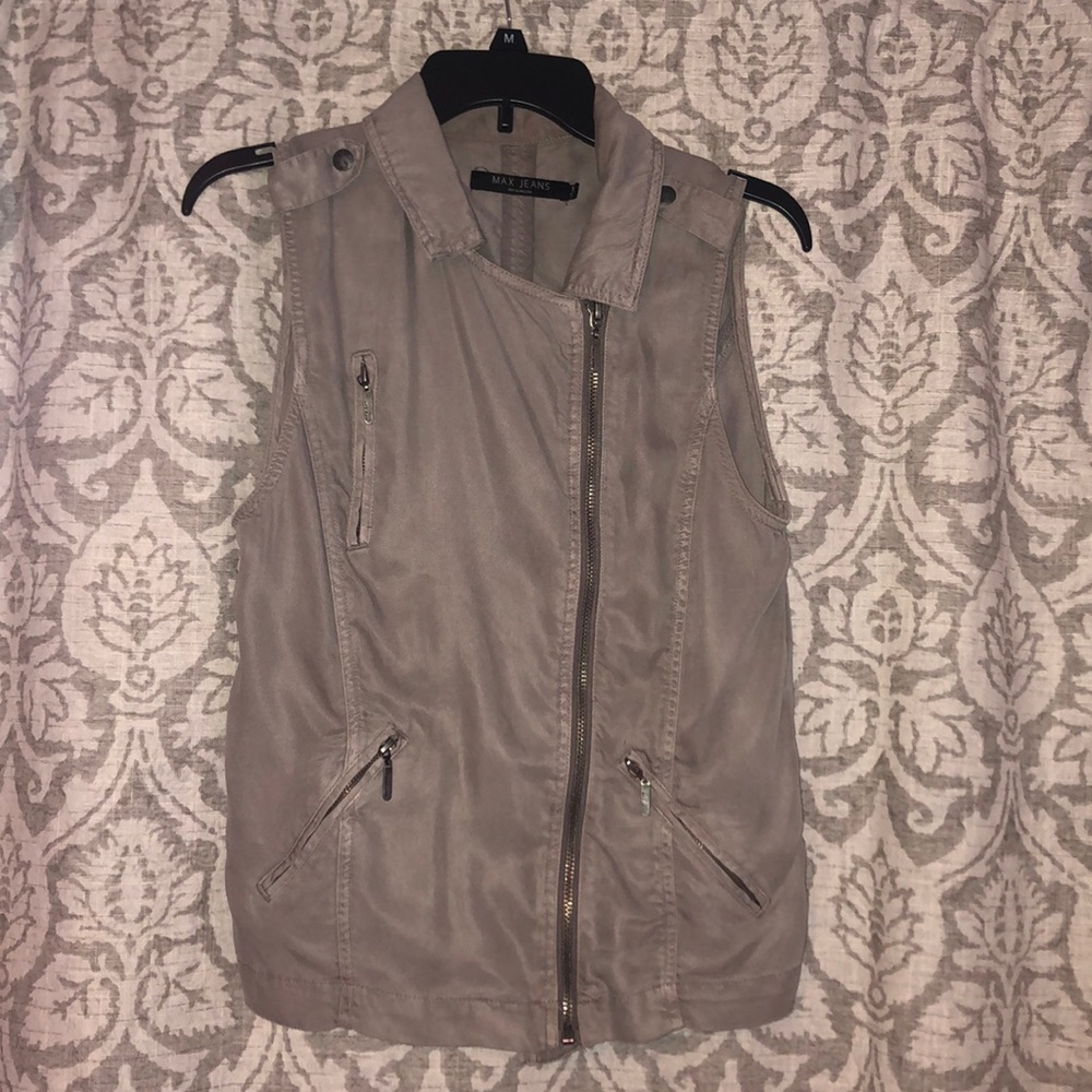 Gray Vest - image 1